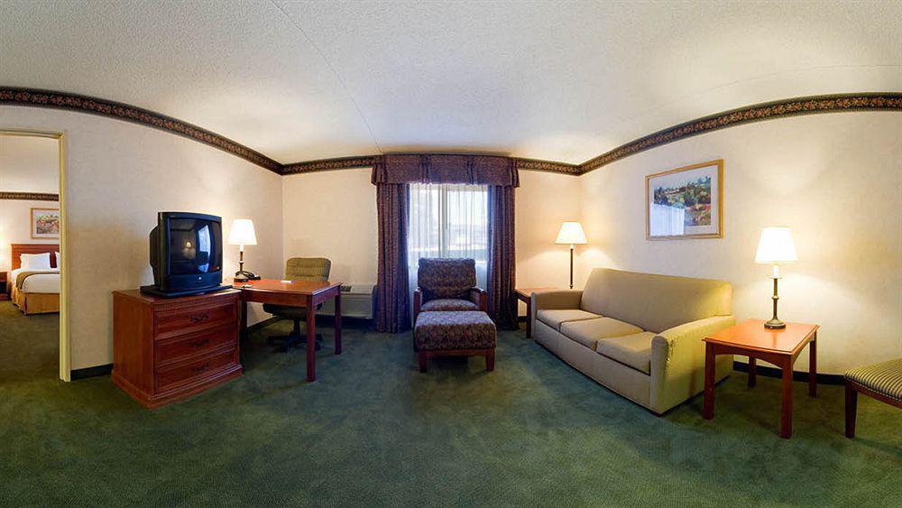 Holiday Inn Express Hotel & Suites Pittsburgh Airport By Ihg Robinson Township Værelse billede