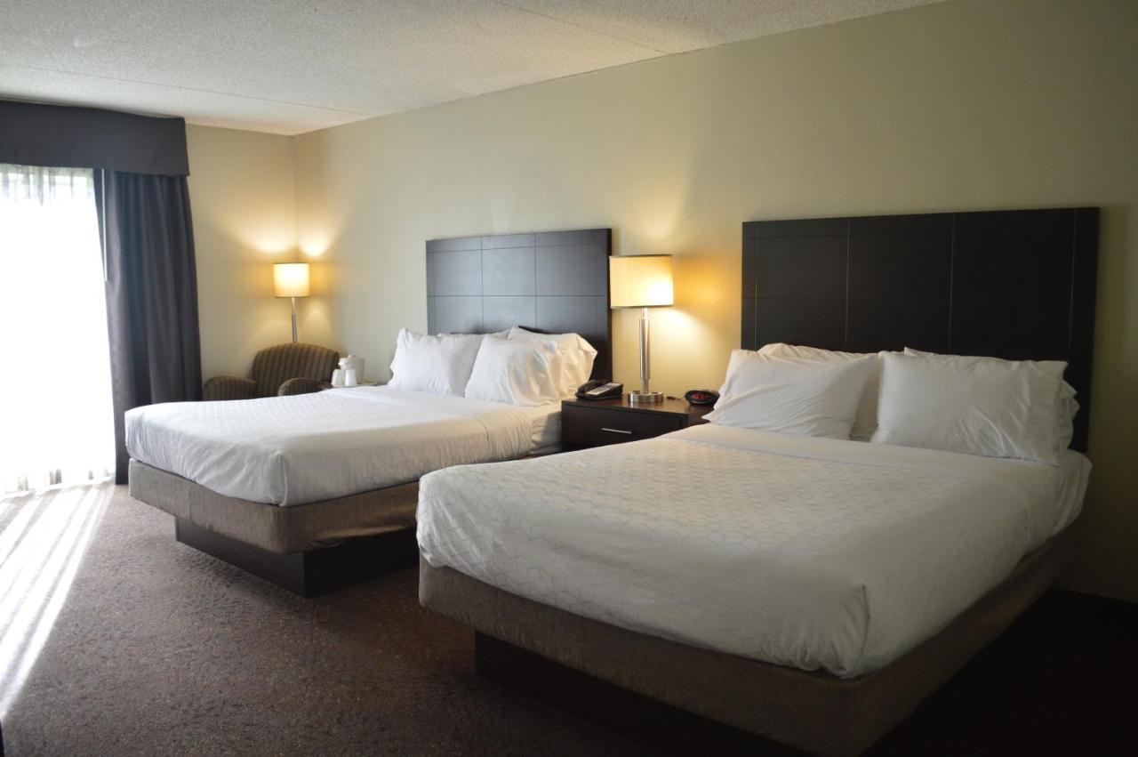 Holiday Inn Express Hotel & Suites Pittsburgh Airport By Ihg Robinson Township Eksteriør billede