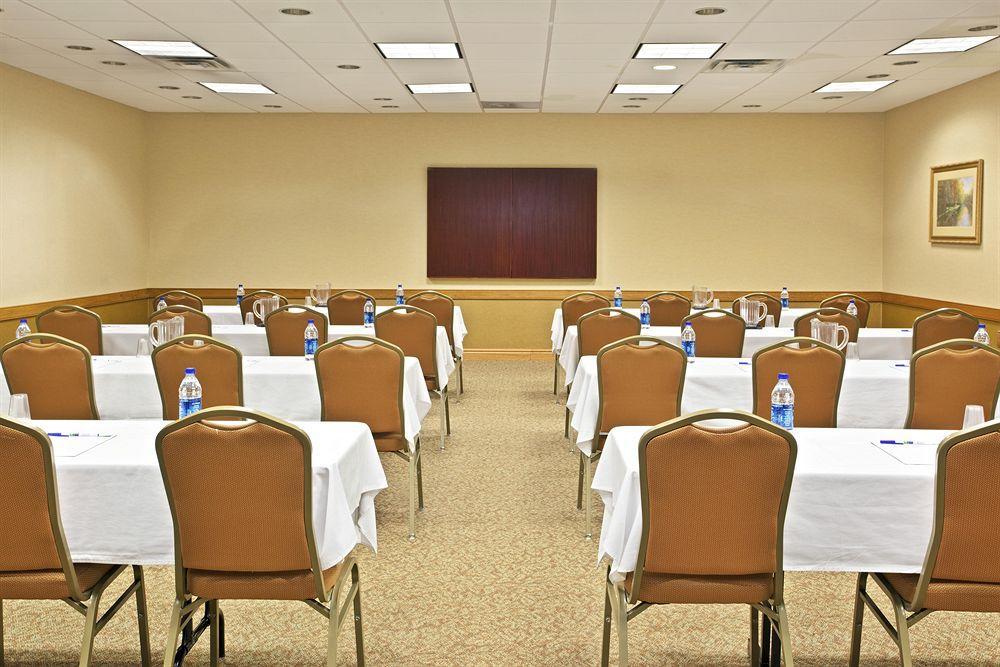 Holiday Inn Express Hotel & Suites Pittsburgh Airport By Ihg Robinson Township Faciliteter billede