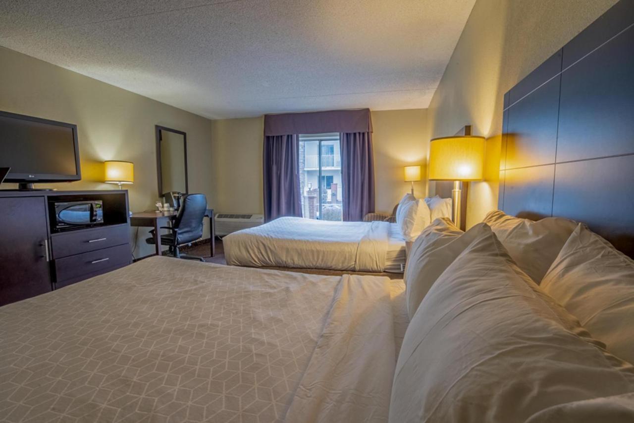 Holiday Inn Express Hotel & Suites Pittsburgh Airport By Ihg Robinson Township Eksteriør billede